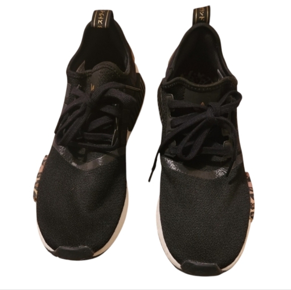 Women's Adidas Originals NMD-R1 Cheetah Print Tennis Shoes - Picture 1 of 8